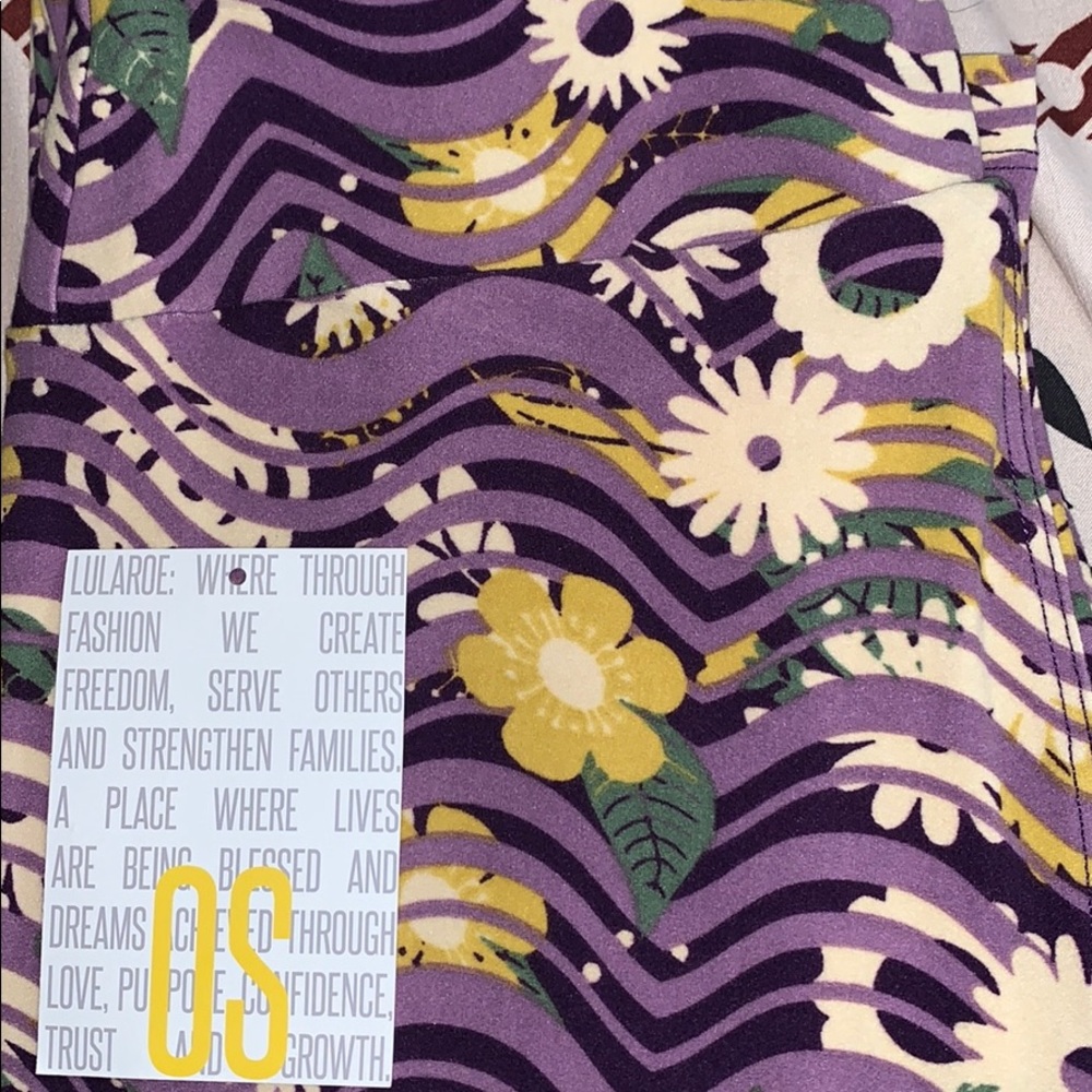 LulaRoe OS Purple Floral print  Leggings